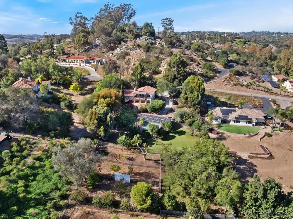 4488 La Canada Fallbrook, CA 92028