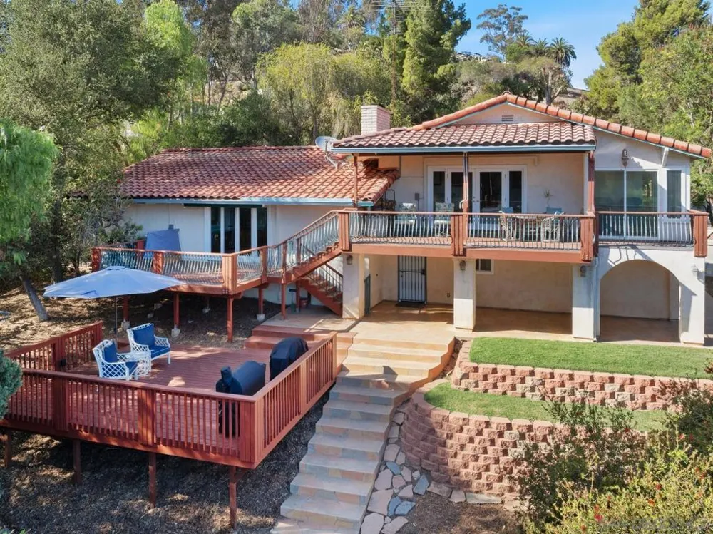 4488 La Canada Fallbrook, CA 92028