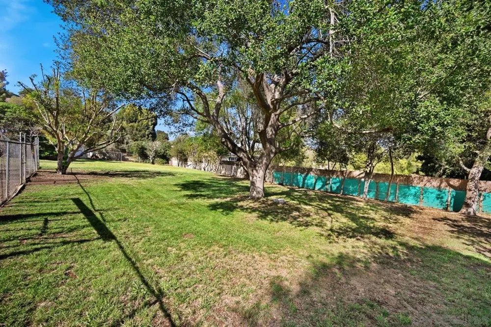 4488 La Canada Fallbrook, CA 92028