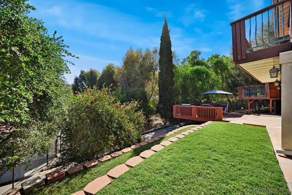 4488 La Canada Fallbrook, CA 92028