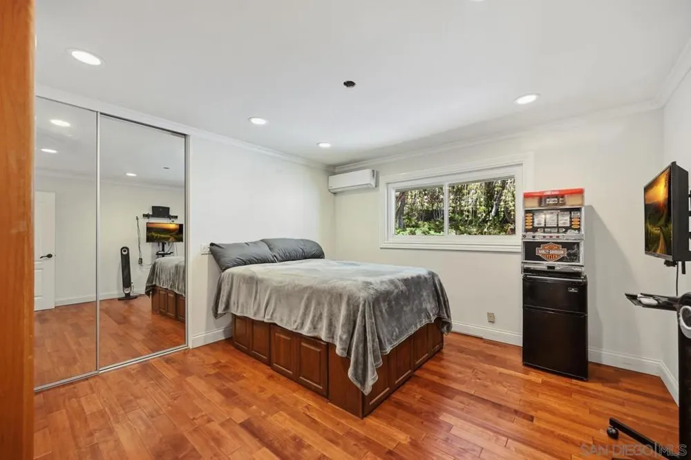 4488 La Canada Fallbrook, CA 92028