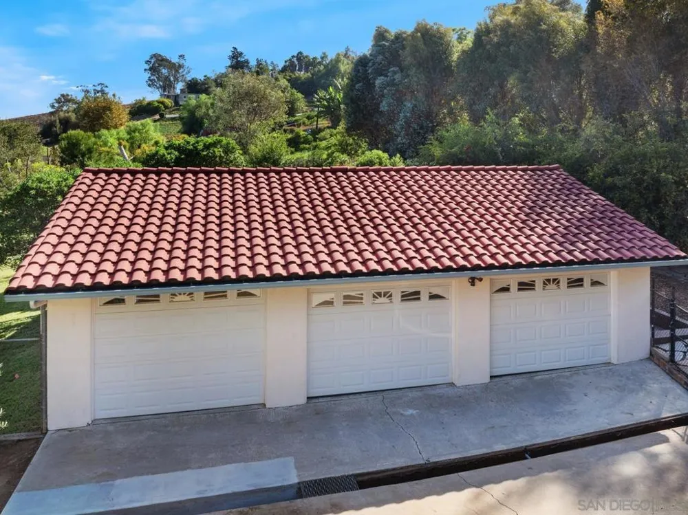 4488 La Canada Fallbrook, CA 92028