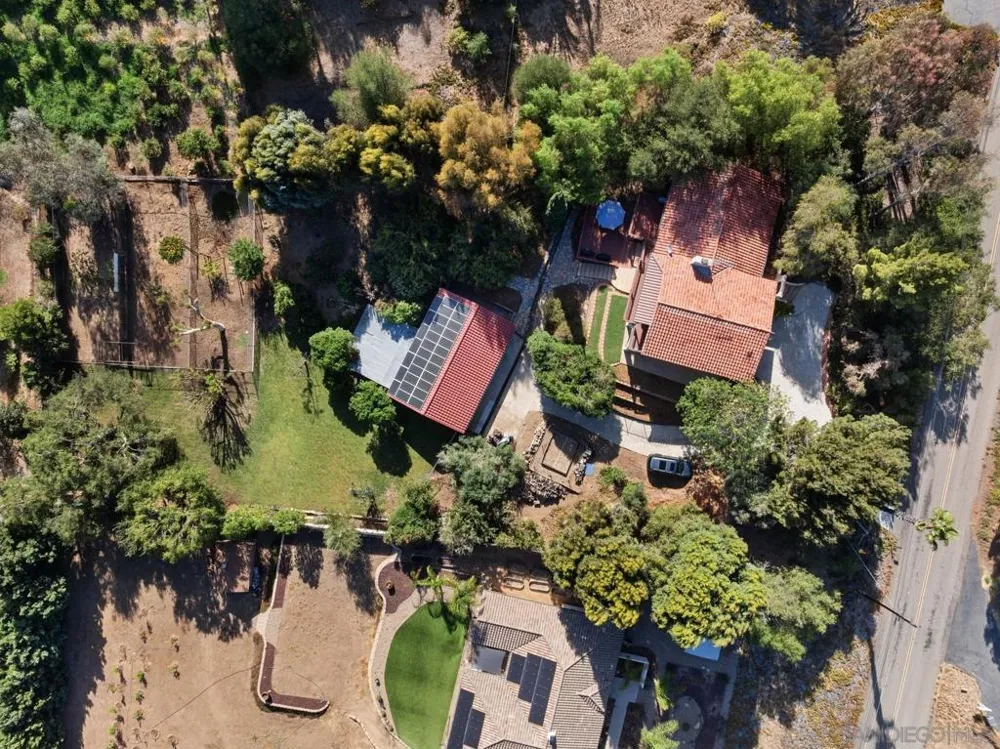 4488 La Canada Fallbrook, CA 92028