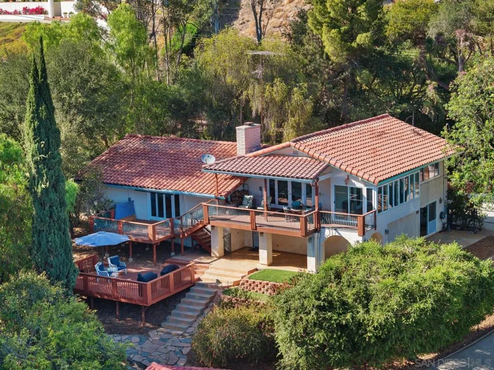 4488 La Canada Fallbrook, CA 92028