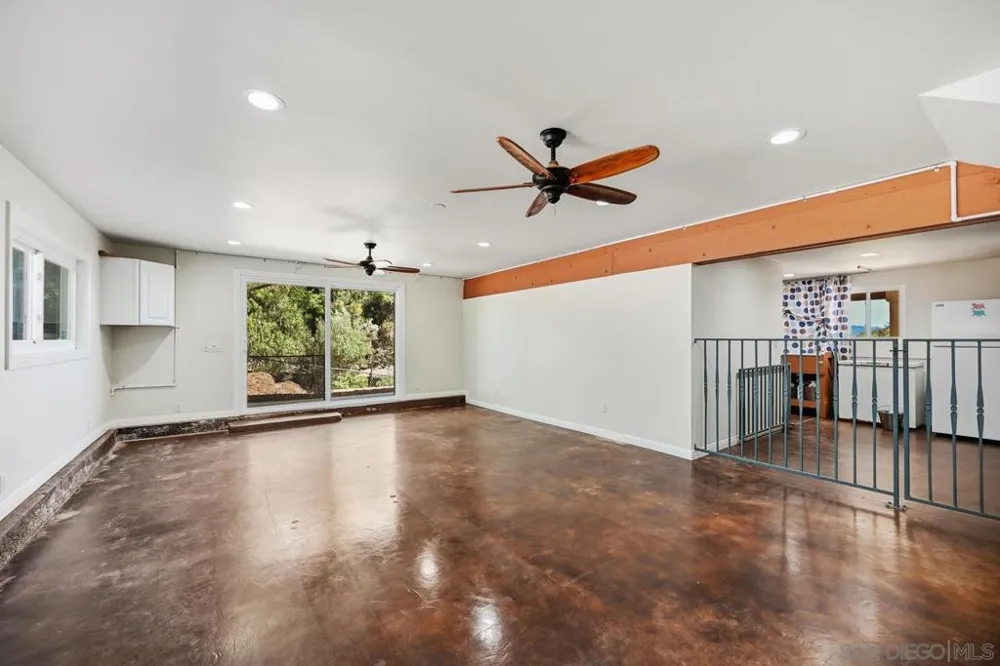 4488 La Canada Fallbrook, CA 92028