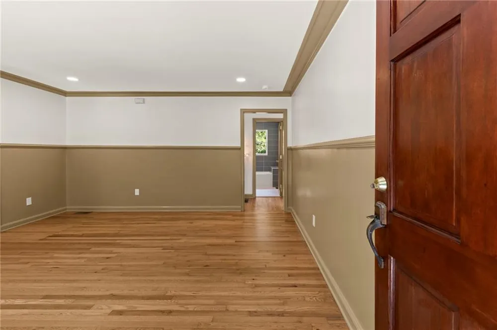 1052 Country Lane NE Atlanta, GA 30324