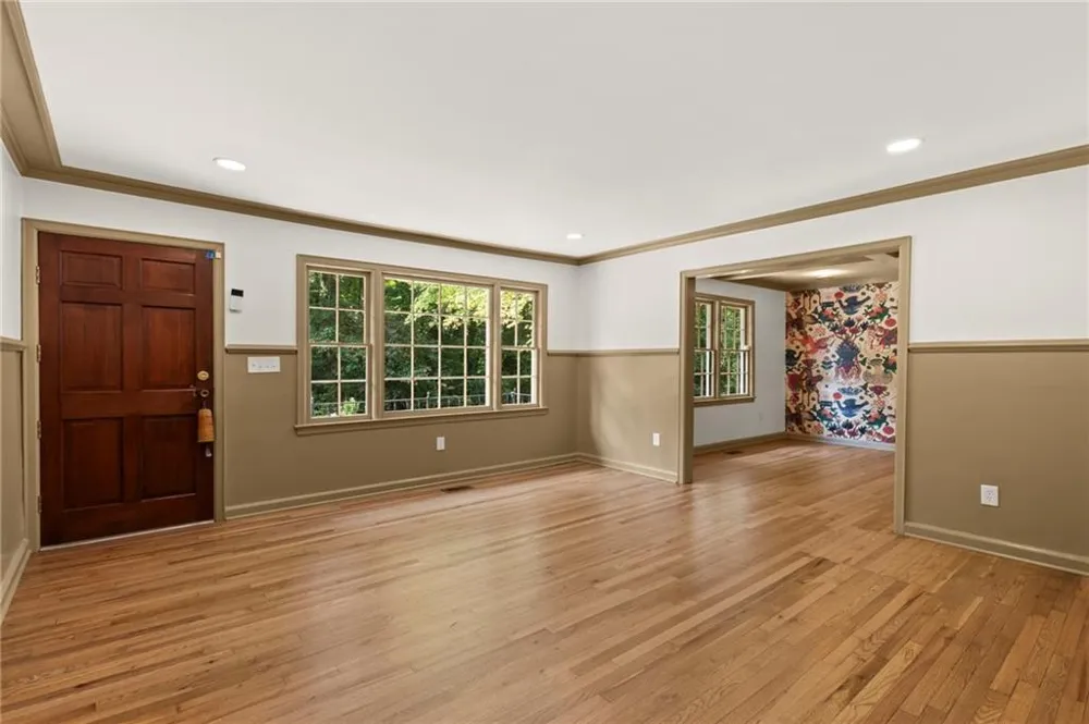 1052 Country Lane NE Atlanta, GA 30324