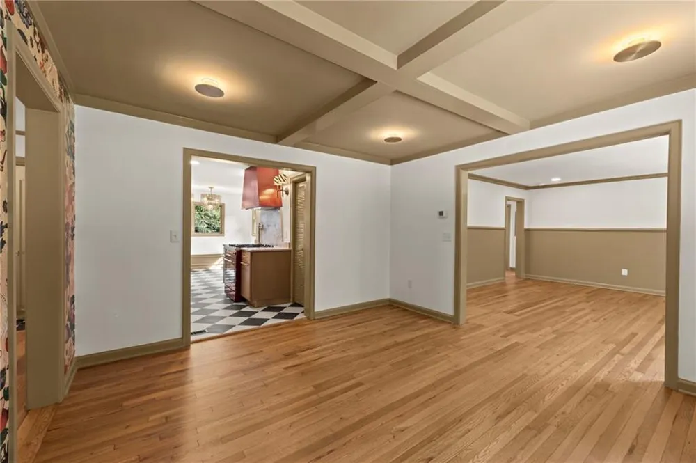1052 Country Lane NE Atlanta, GA 30324