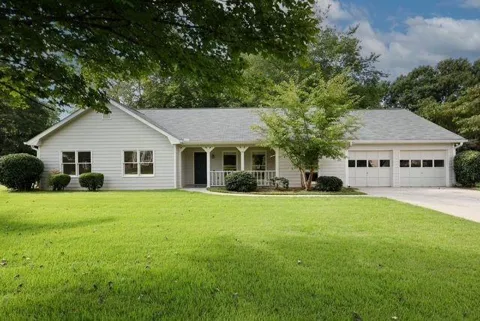 1106 Lakeridge Court