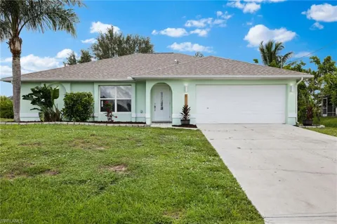 1121 NW 9th Street