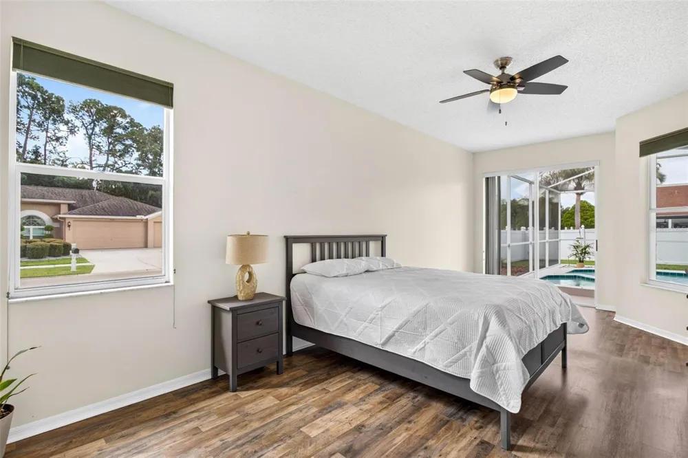 10007 VISTA POINTE DRIVE Tampa, FL 33635
