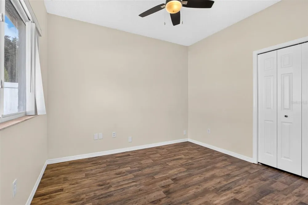 10007 VISTA POINTE DRIVE Tampa, FL 33635