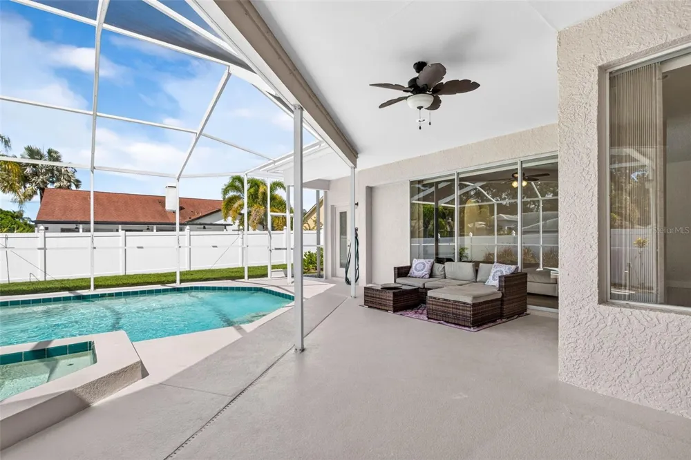 10007 VISTA POINTE DRIVE Tampa, FL 33635