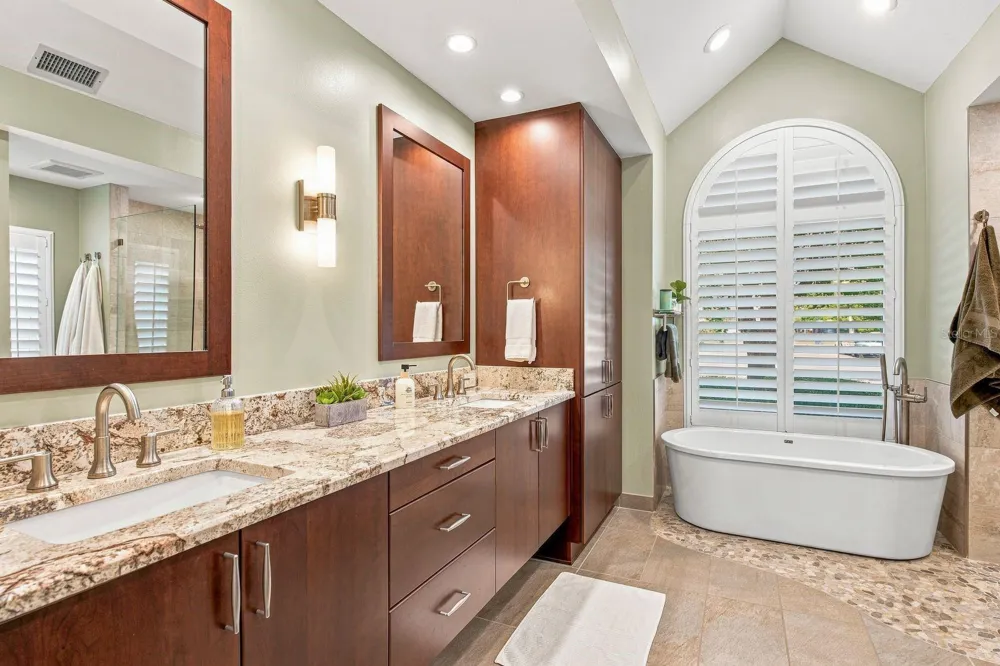 3459 SWEETWATER TRAIL Clearwater, FL 33761