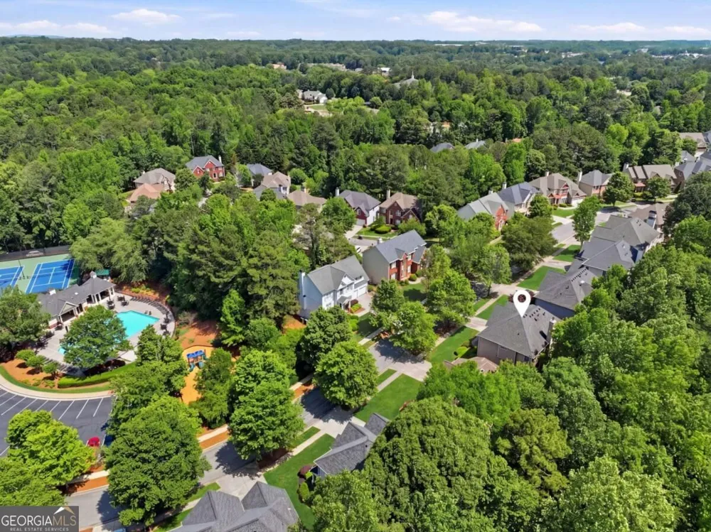 4092 Suwanee Mill DR Buford, GA 30518