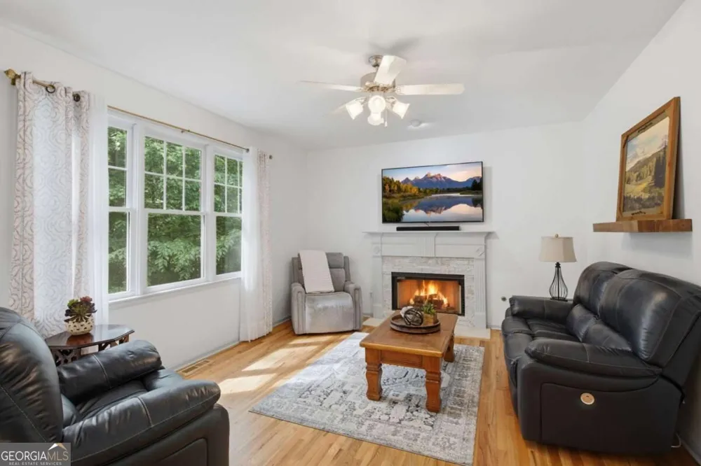 4092 Suwanee Mill DR Buford, GA 30518