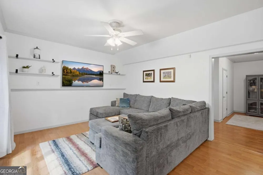 4092 Suwanee Mill DR Buford, GA 30518
