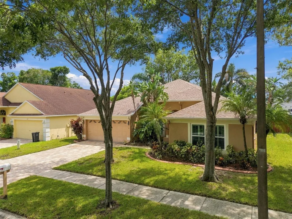11417 CYPRESS PARK STREET Tampa, FL 33624