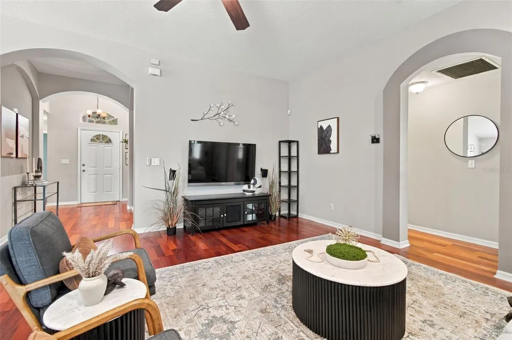 11417 CYPRESS PARK STREET Tampa, FL 33624