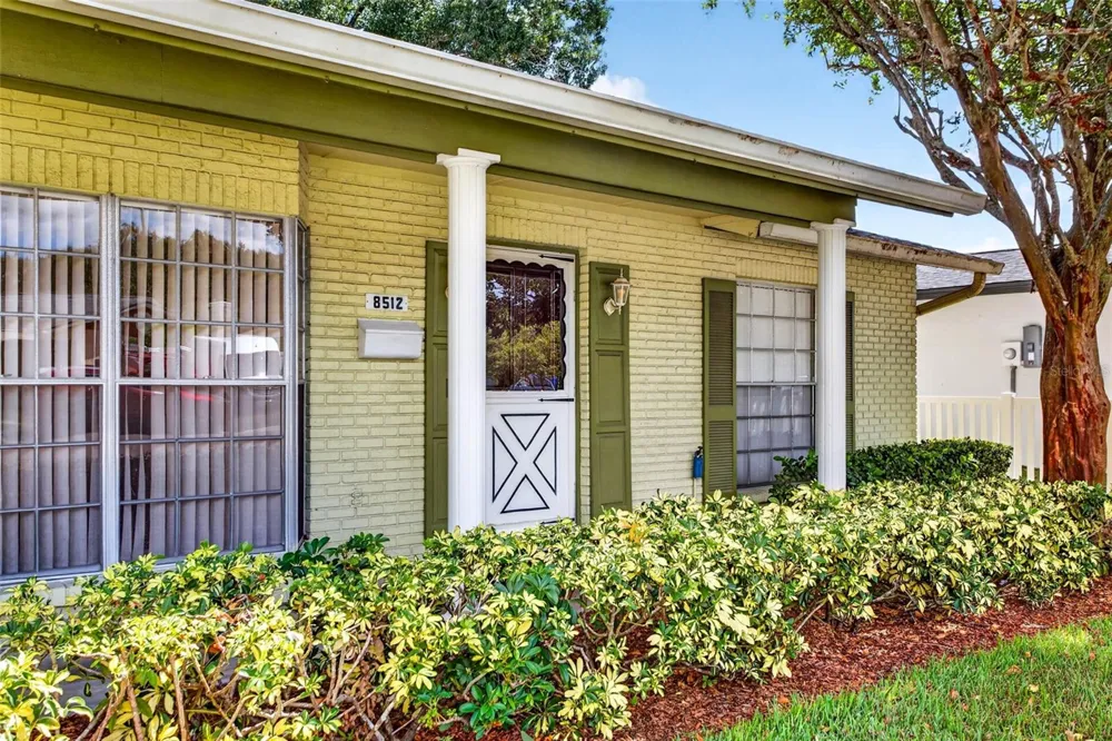 8512 WOODWICK COURT Tampa, FL 33615