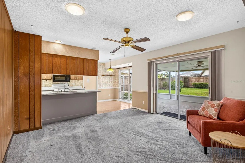 8512 WOODWICK COURT Tampa, FL 33615