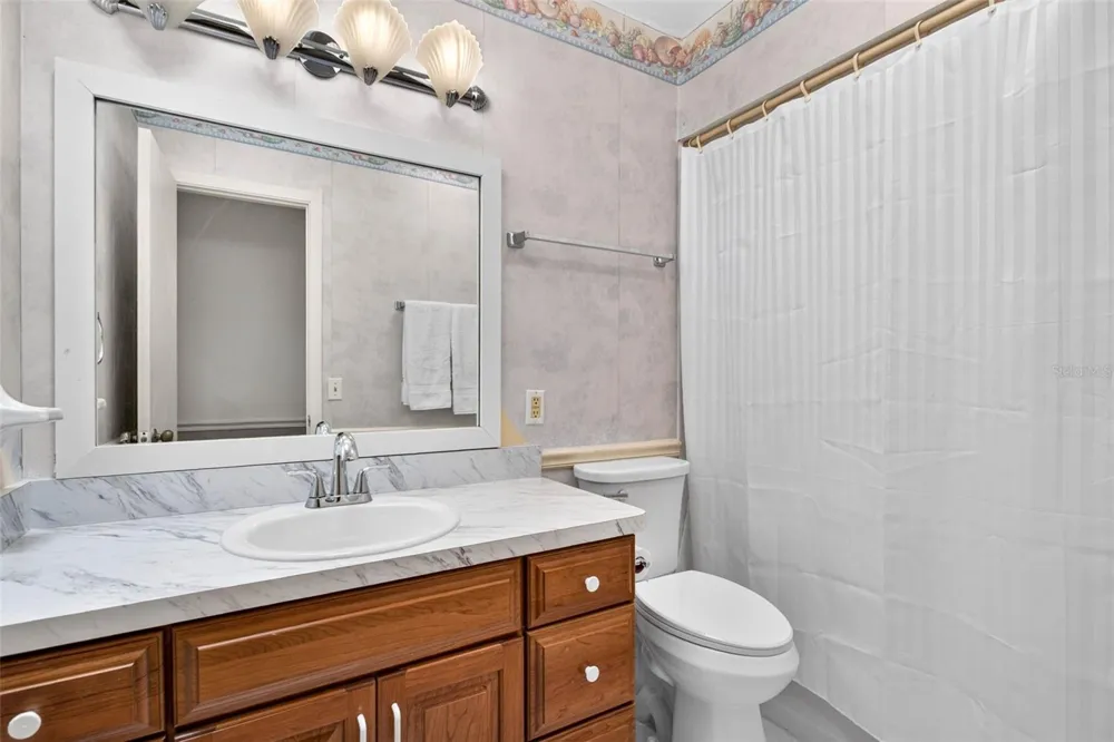 8512 WOODWICK COURT Tampa, FL 33615