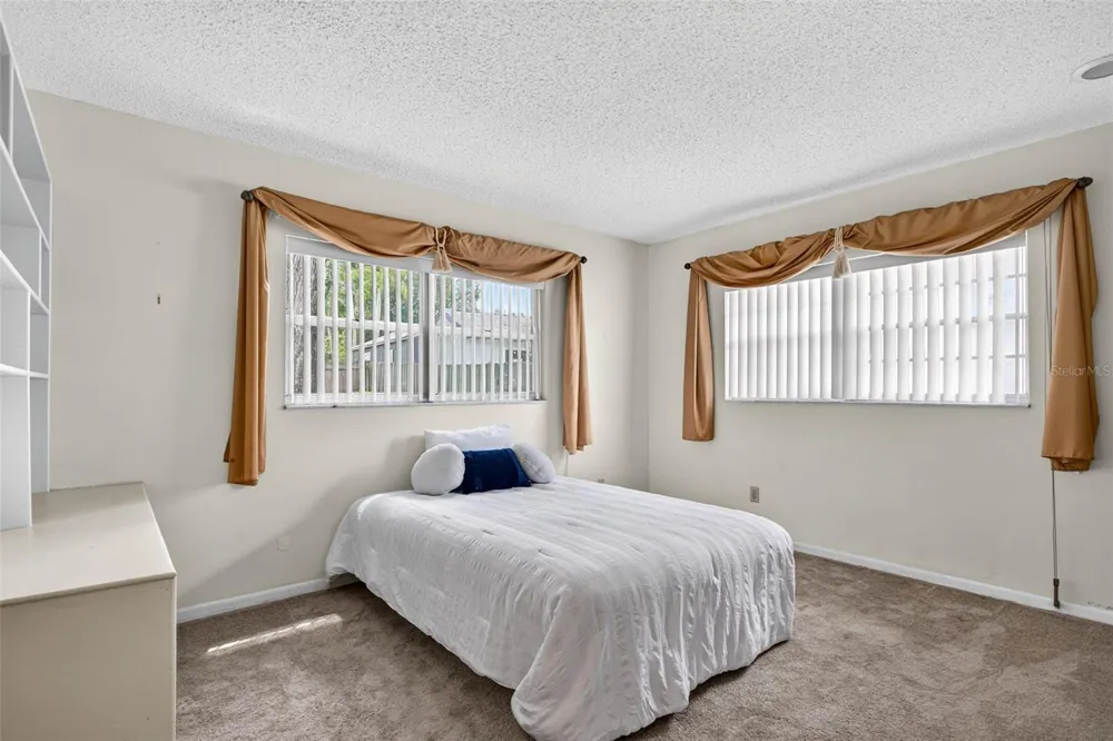 8512 WOODWICK COURT Tampa, FL 33615
