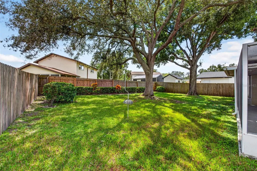 8512 WOODWICK COURT Tampa, FL 33615