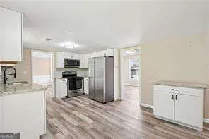 120 Birch CT Fayetteville, GA 30214