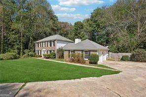 120 Birch CT Fayetteville, GA 30214