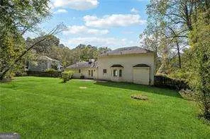 120 Birch CT Fayetteville, GA 30214