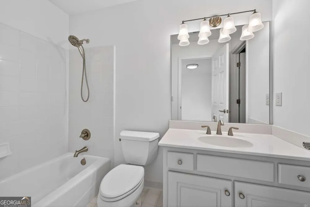 6130 Banbury CT Suwanee, GA 30024