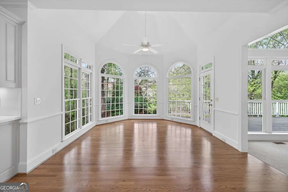 6130 Banbury CT Suwanee, GA 30024