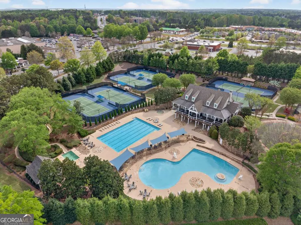 6130 Banbury CT Suwanee, GA 30024