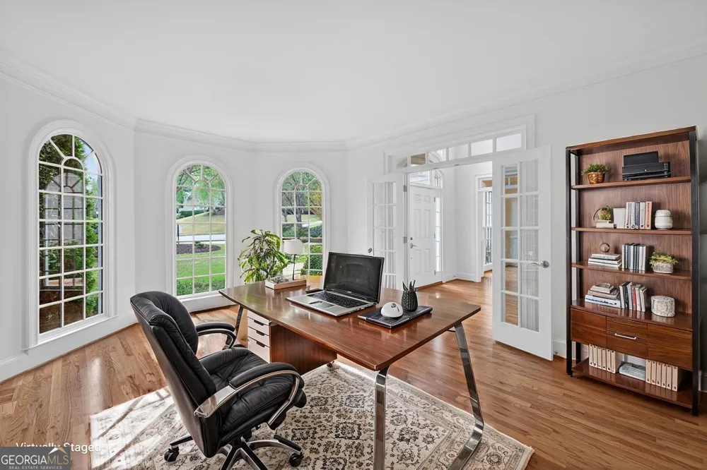 6130 Banbury CT Suwanee, GA 30024