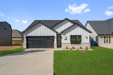 5614 San Jacinto Drive