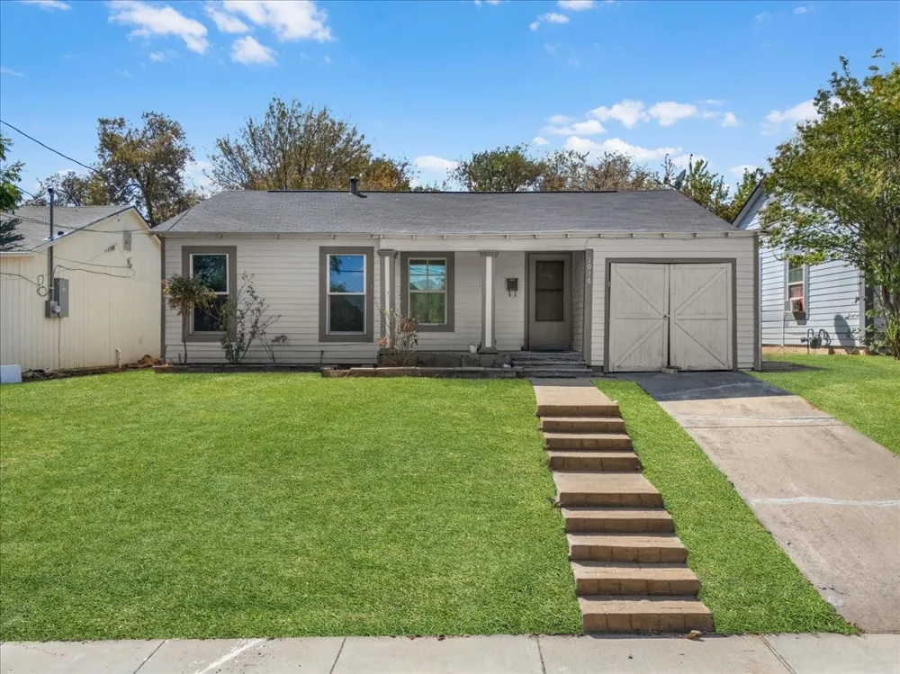 1016 Sycamore Terrace Fort Worth, TX 76104