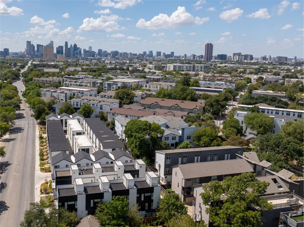 5633 Live Oak #104 Dallas, TX 75206