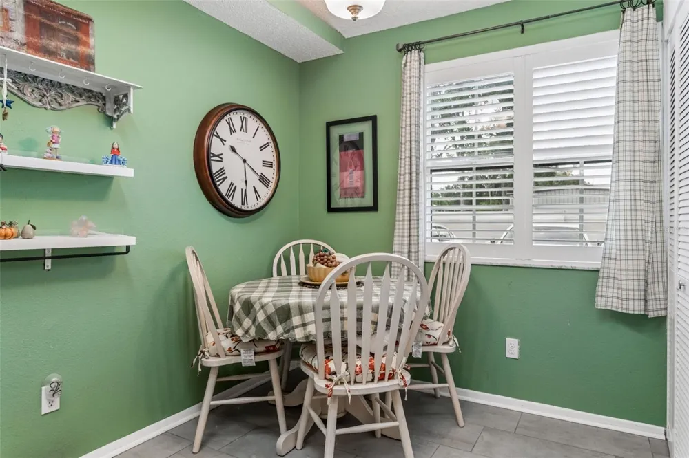 12602 CASTLE HILL DRIVE Tampa, FL 33624