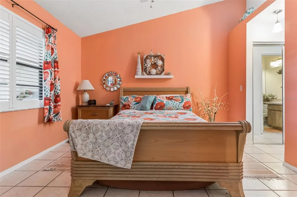 12602 CASTLE HILL DRIVE Tampa, FL 33624