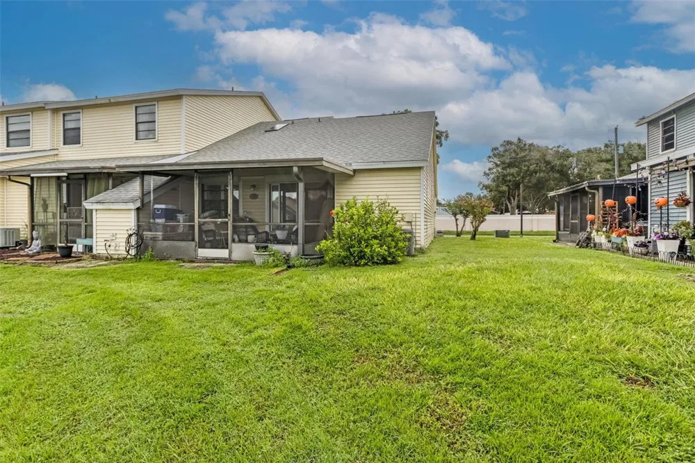 12602 CASTLE HILL DRIVE Tampa, FL 33624