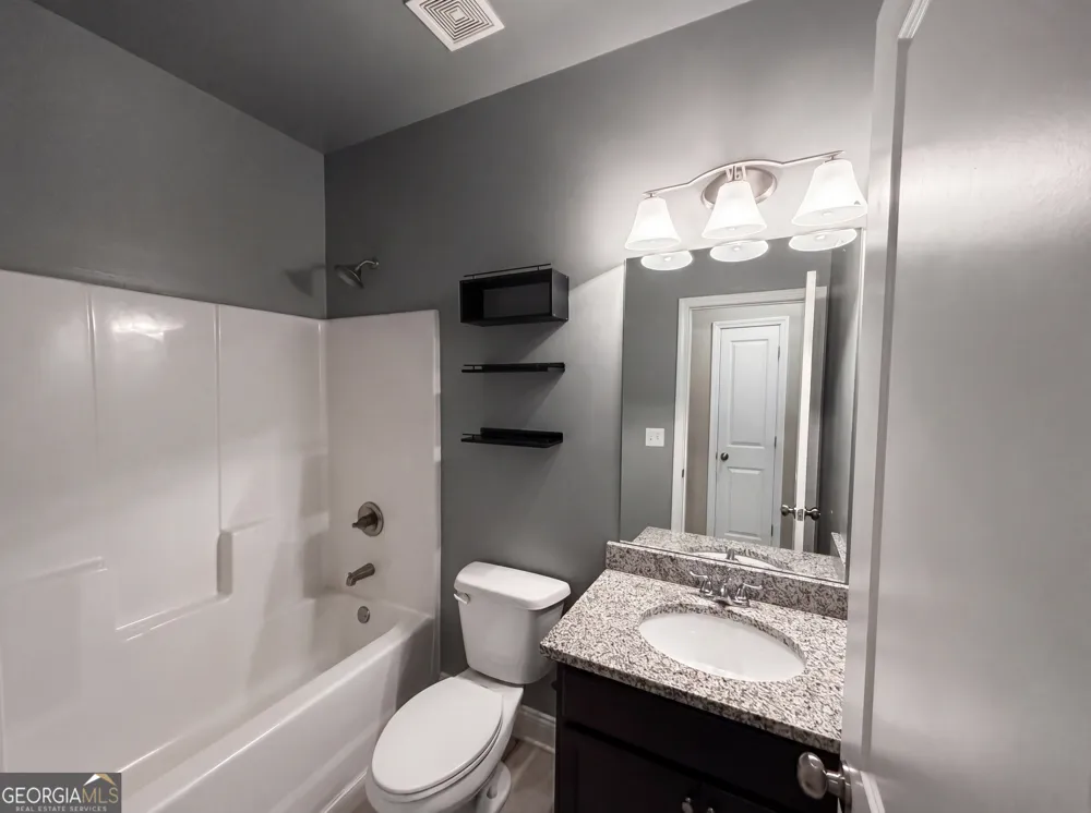 1209 Windstone DR Winder, GA 30680