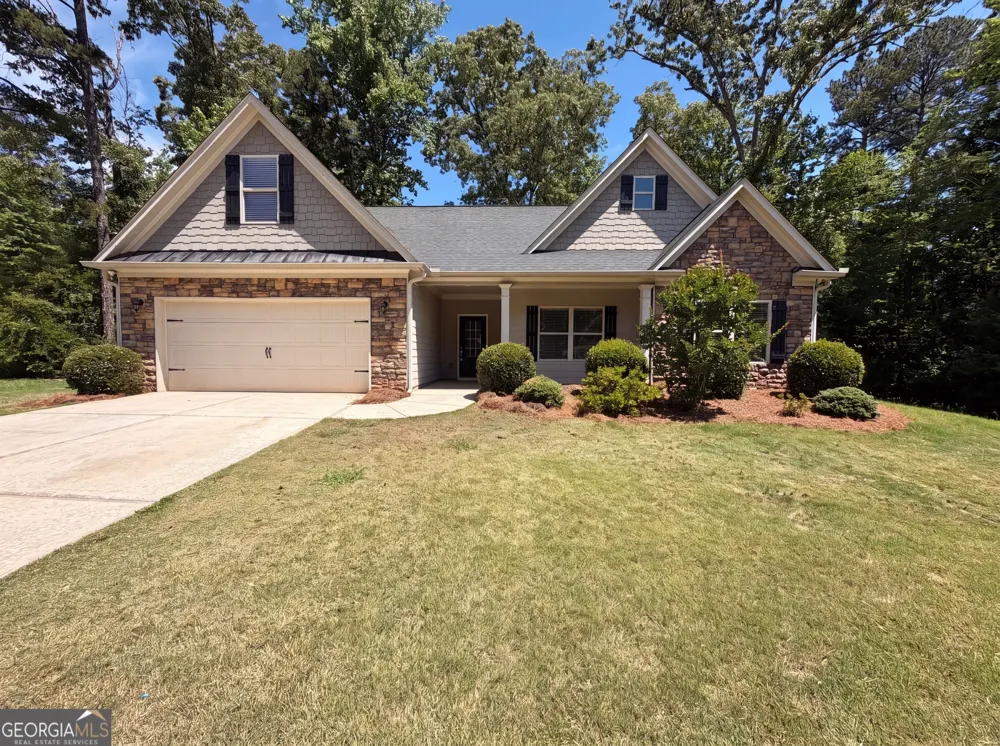 1209 Windstone DR Winder, GA 30680