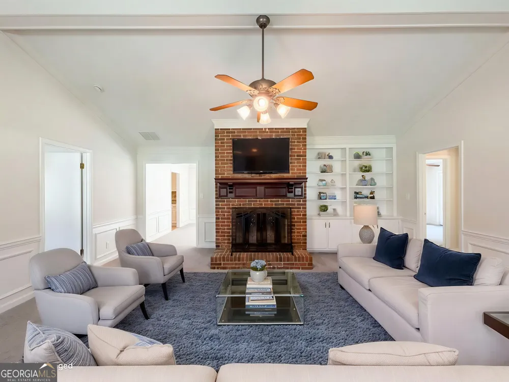 1622 Spaniel CT SW Conyers, GA 30094