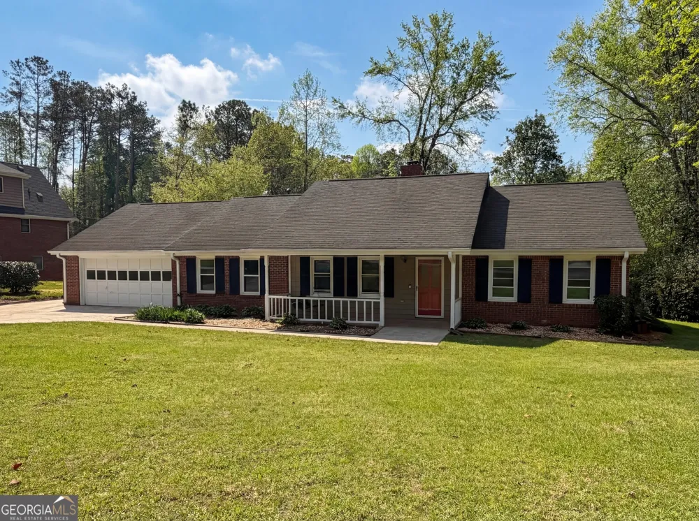 1622 Spaniel CT SW Conyers, GA 30094