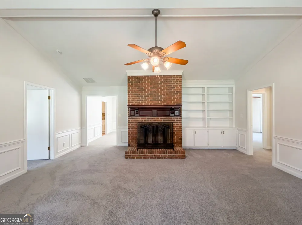 1622 Spaniel CT SW Conyers, GA 30094