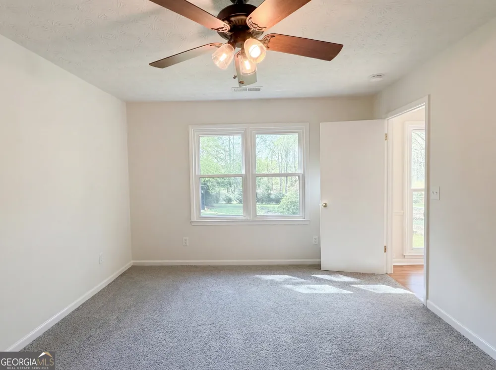 1622 Spaniel CT SW Conyers, GA 30094