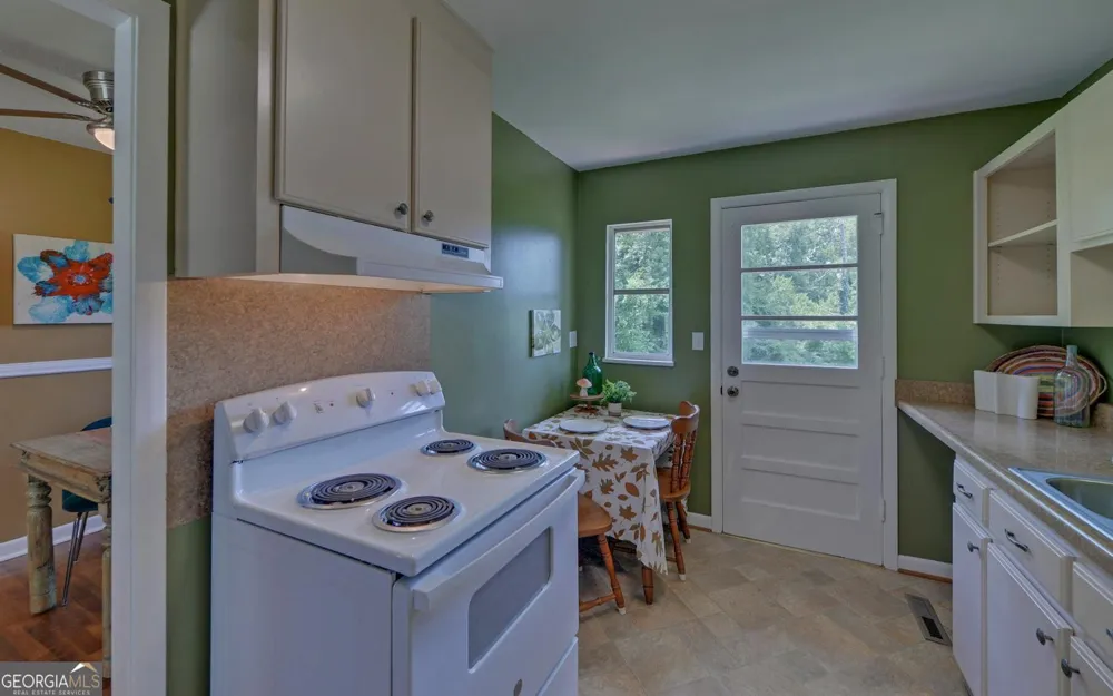 60 Kelsey DR Hartwell, GA 30643