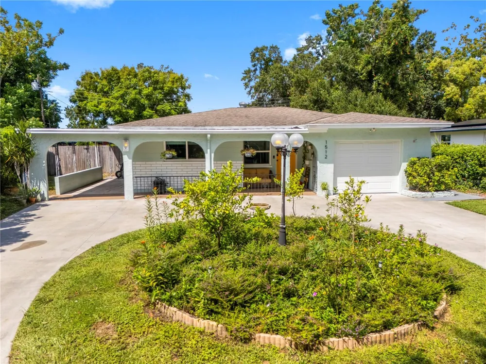 1512 COUNTRY LANE W Clearwater, FL 33759