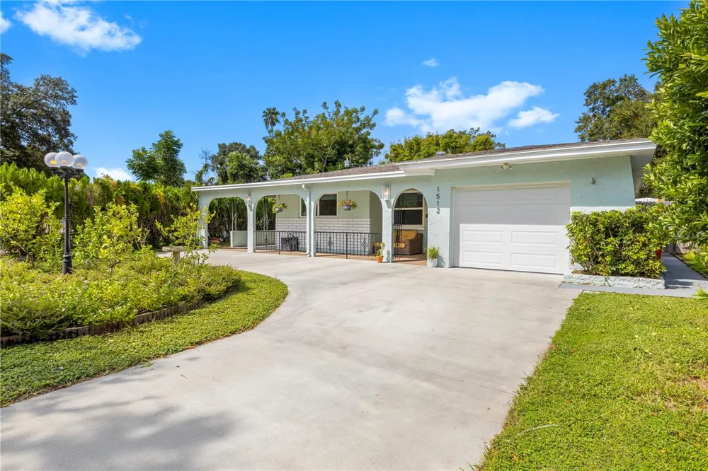 1512 COUNTRY LANE W Clearwater, FL 33759
